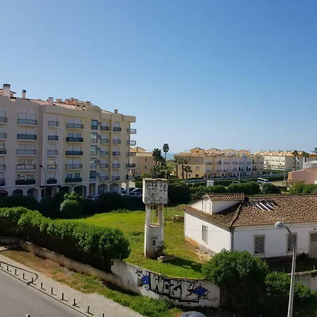 Vilamoura Apartment *